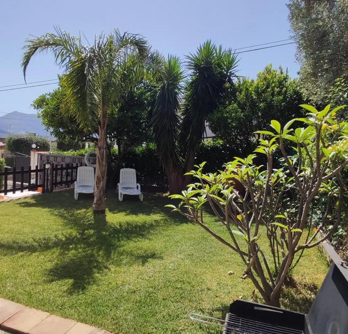 Casa Ohana كاريني 0*,  إيطاليا